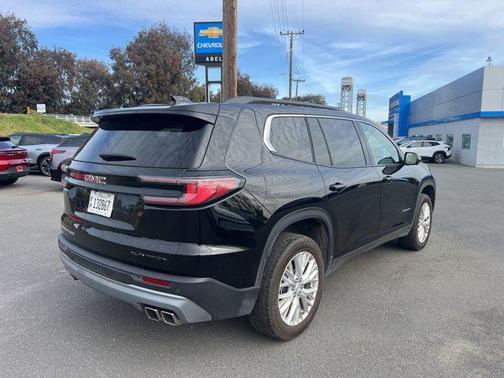 2024 GMC Acadia AWD Elevation