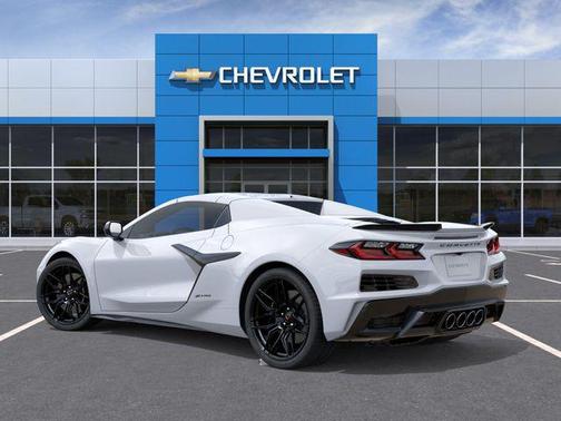 Arctic White 2026 Chevrolet Corvette Z06