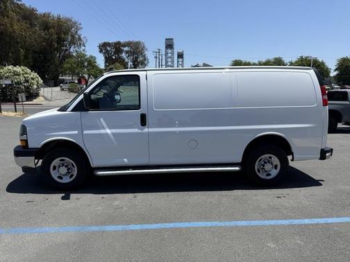 2023 Chevrolet Express 2500 RWD 2500 Regular Wheelbase WT