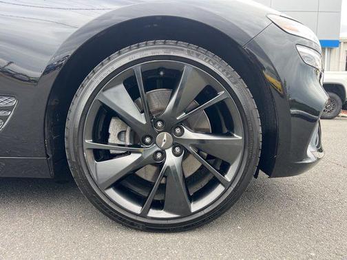 Vik Black 2023 Genesis G70 3.3T AWD