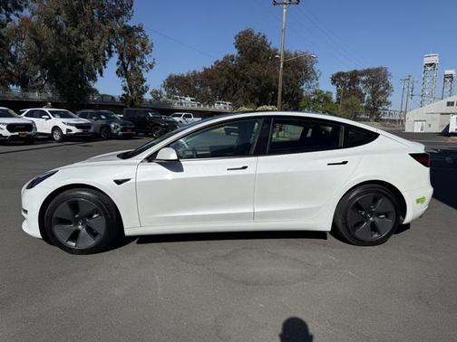 2023 Tesla Model 3 Standard Range