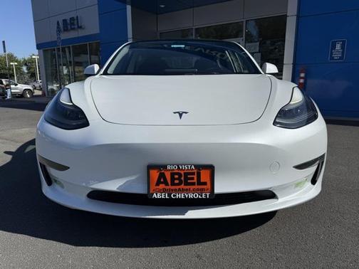 2023 Tesla Model 3 Standard Range
