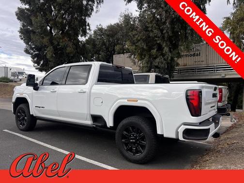 2025 GMC Sierra 2500 AT4