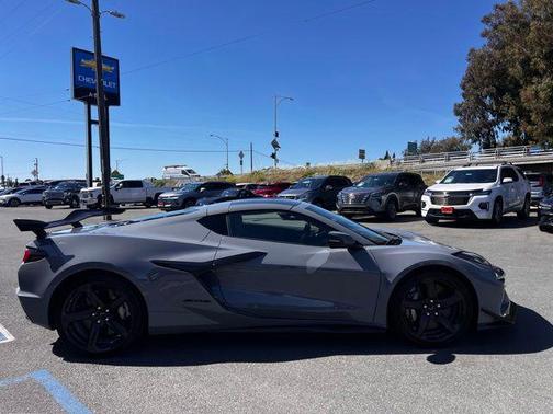 Sea Wolf Gray Tricoat 2024 Chevrolet Corvette Z06
