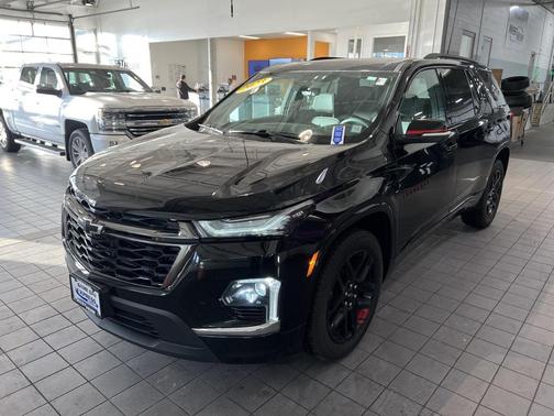 2023 Chevrolet Traverse Premier