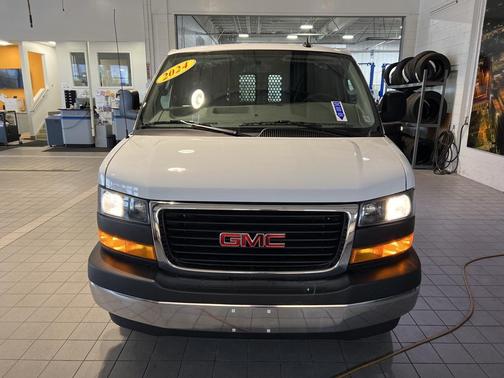 2024 GMC Savana 2500 Work Van
