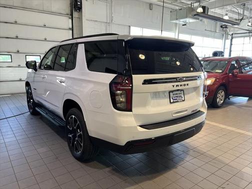 2023 Chevrolet Tahoe 4WD RST