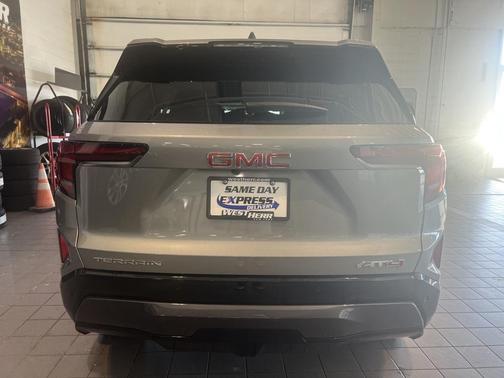 2026 GMC Terrain AWD AT4