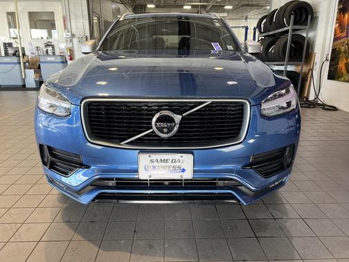 2016 Volvo XC90 T6 R-Design