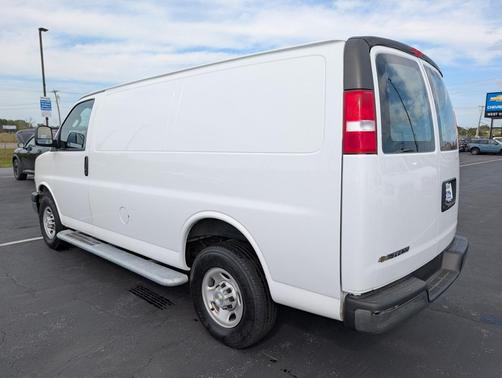 2024 GMC Savana 2500 Work Van