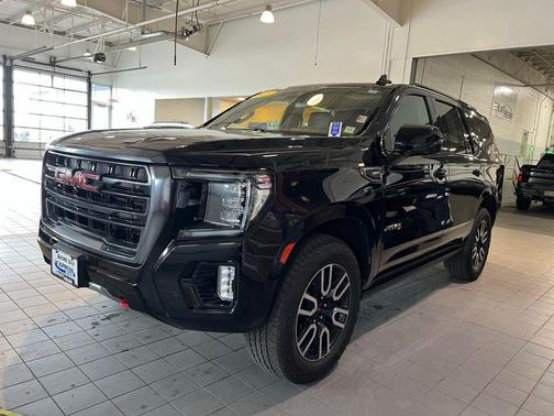 Onyx Black 2023 GMC Yukon AT4