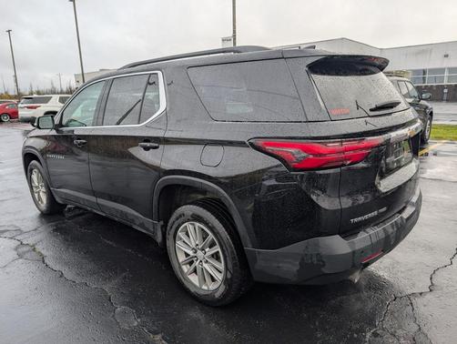 2022 Chevrolet Traverse LT Cloth