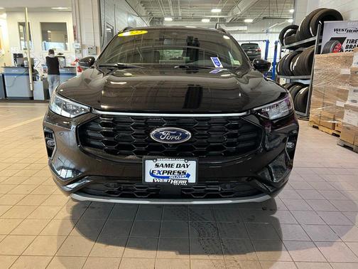 2023 Ford Escape ST-Line Elite
