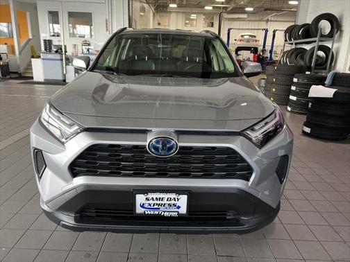 2023 Toyota RAV4 Hybrid XLE