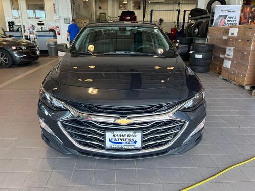 Shadow Gray Metallic 2020 Chevrolet Malibu 1LS
