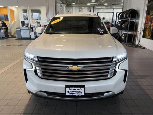2023 Chevrolet Tahoe 4WD High Country