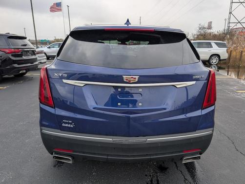 2025 Cadillac XT5 Luxury