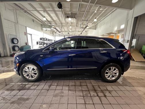 2025 Cadillac XT5 Luxury