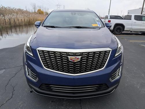2025 Cadillac XT5 Luxury