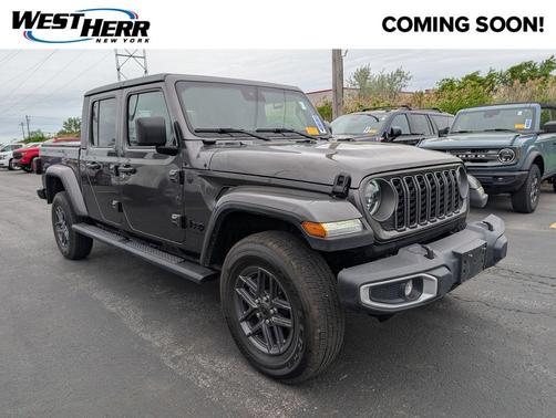 Granite Crystal Metallic Clearcoat 2025 Jeep Gladiator Sport S