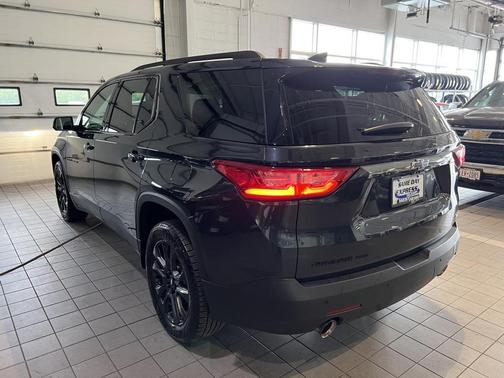 2021 Chevrolet Traverse RS