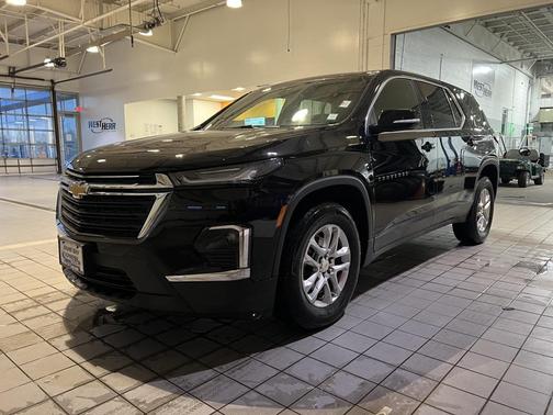 2024 Chevrolet Traverse LS