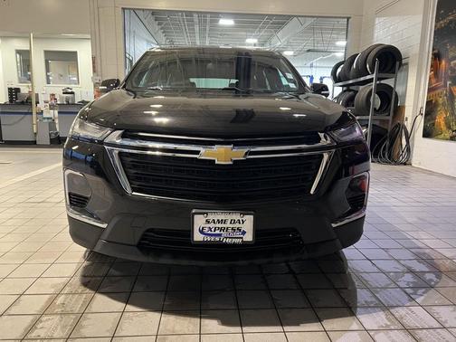 2024 Chevrolet Traverse LS