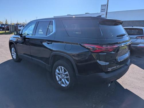 2024 Chevrolet Traverse LS