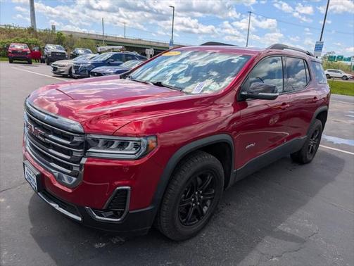 2023 GMC Acadia AWD AT4