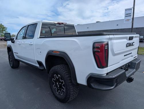 2024 GMC Sierra 2500 AT4