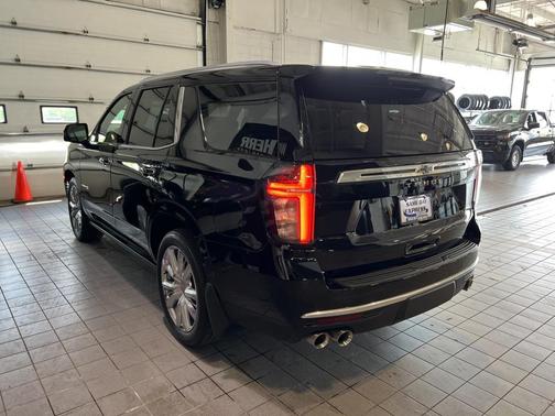 2023 Chevrolet Tahoe 4WD High Country