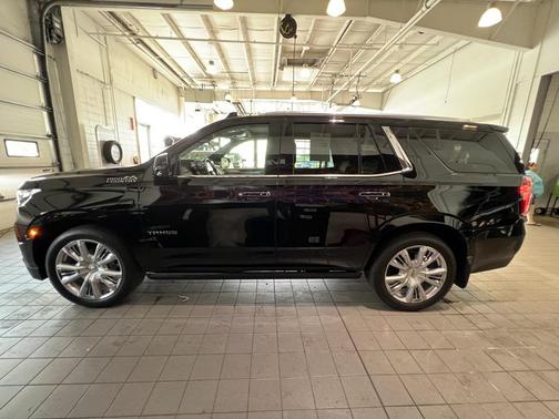 2023 Chevrolet Tahoe 4WD High Country