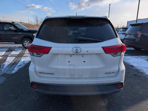 2017 Toyota Highlander XLE