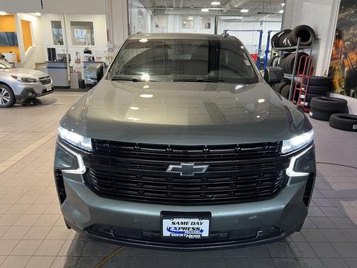 2023 Chevrolet Tahoe 4WD RST