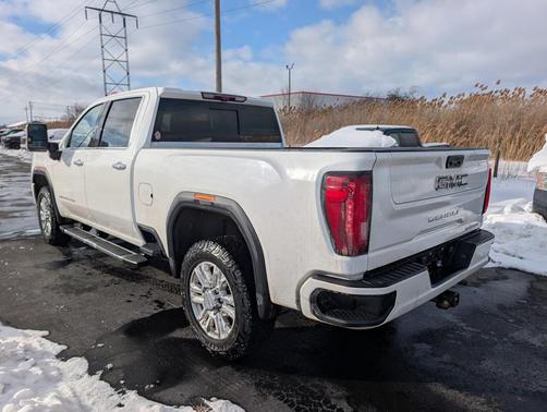 2021 GMC Sierra 2500 Denali