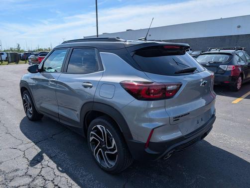Sterling Gray Metallic 2024 Chevrolet Trailblazer RS