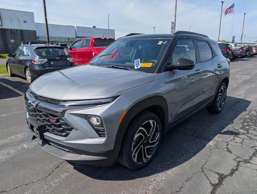 Sterling Gray Metallic 2024 Chevrolet Trailblazer RS