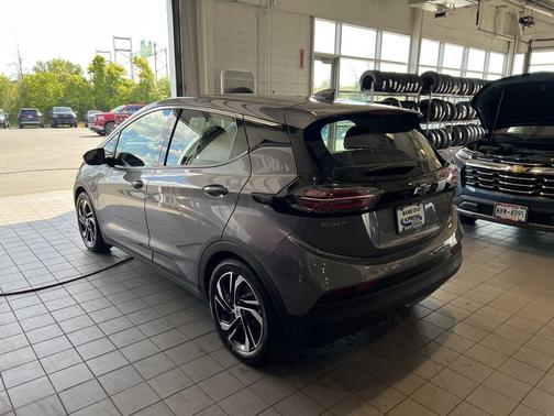 2023 Chevrolet Bolt EV FWD 2LT