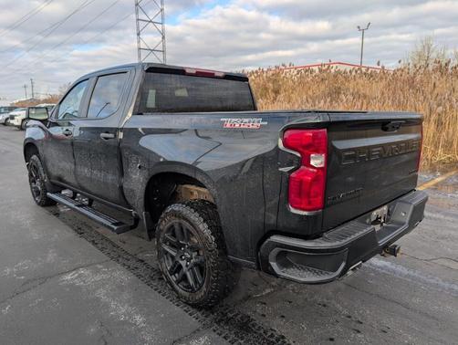 2022 Chevrolet Silverado 1500 Custom Trail Boss