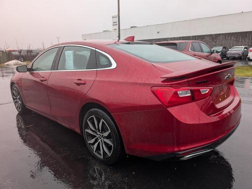2022 Chevrolet Malibu FWD RS