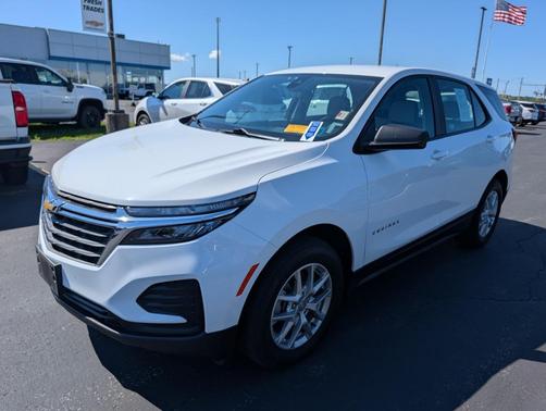 2022 Chevrolet Equinox LS
