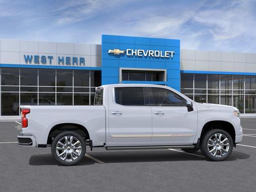 Polar White Tricoat 2026 Chevrolet Silverado 1500 High Country