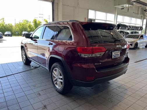 2018 Jeep Grand Cherokee Laredo E