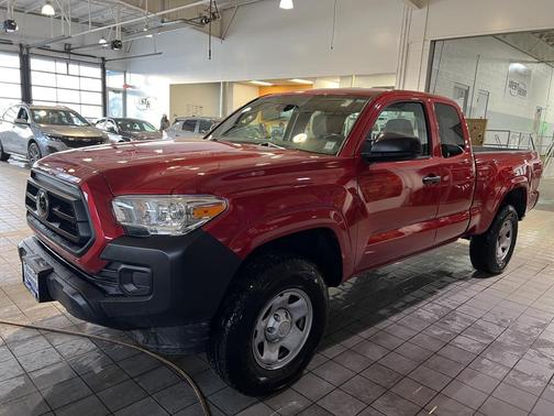 2022 Toyota Tacoma SR