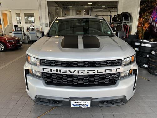 2022 Chevrolet Silverado 1500 Custom
