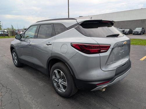 Sterling Gray Metallic 2024 Chevrolet Blazer 2LT