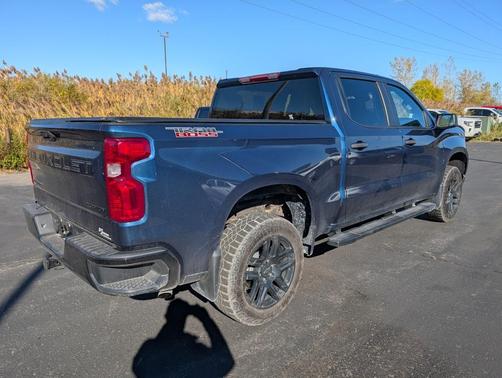 2023 Chevrolet Silverado 1500 Custom Trail Boss