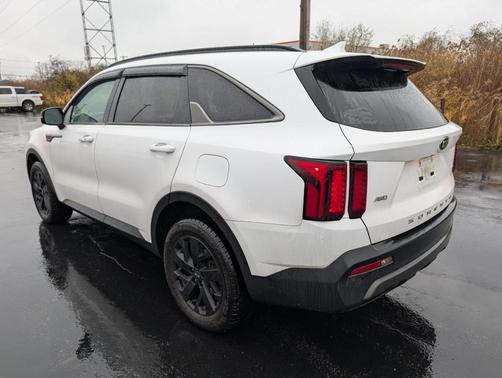 2021 Kia Sorento S
