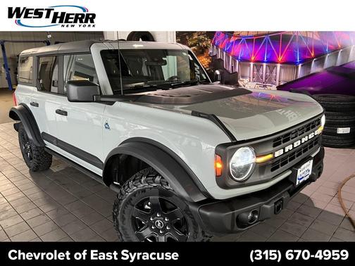 2022 Ford Bronco Black Diamond