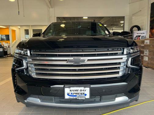 Black 2023 Chevrolet Suburban 4WD High Country